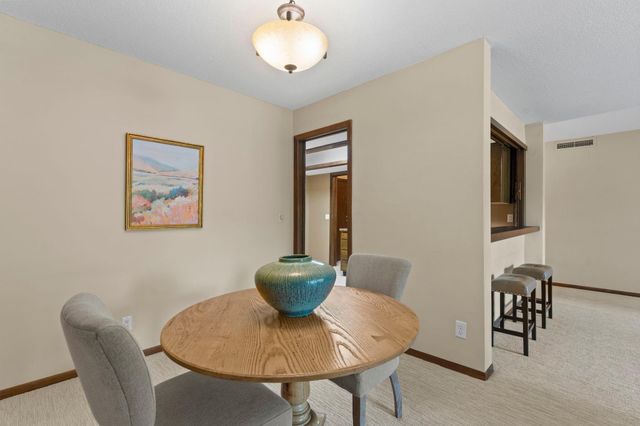 8549 Irwin Road 126, Bloomington, MN 55437