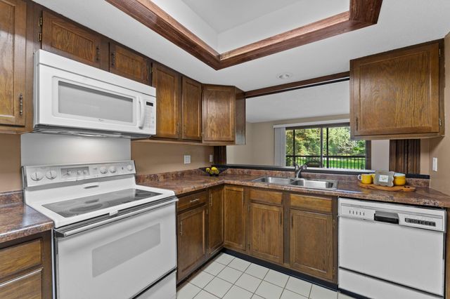 8549 Irwin Road 126, Bloomington, MN 55437