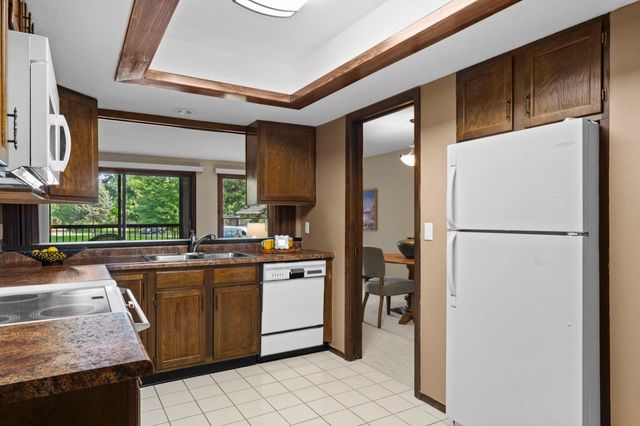 8549 Irwin Road 126, Bloomington, MN 55437