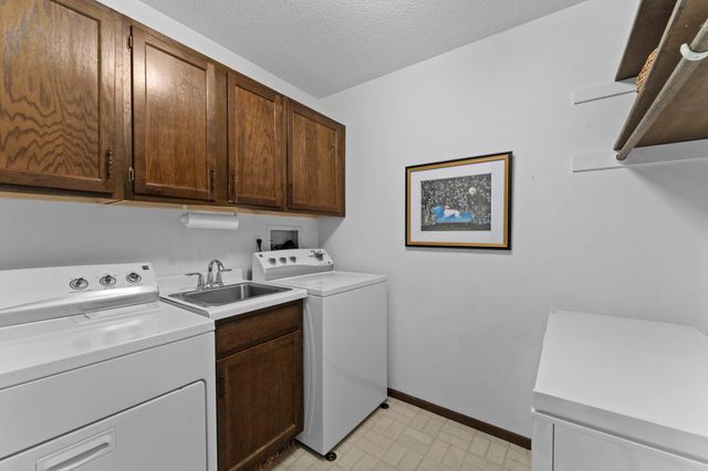 8549 Irwin Road 126, Bloomington, MN 55437
