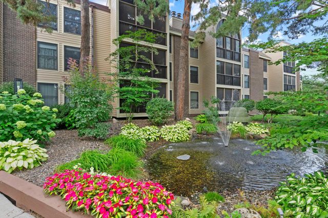 8549 Irwin Road 126, Bloomington, MN 55437