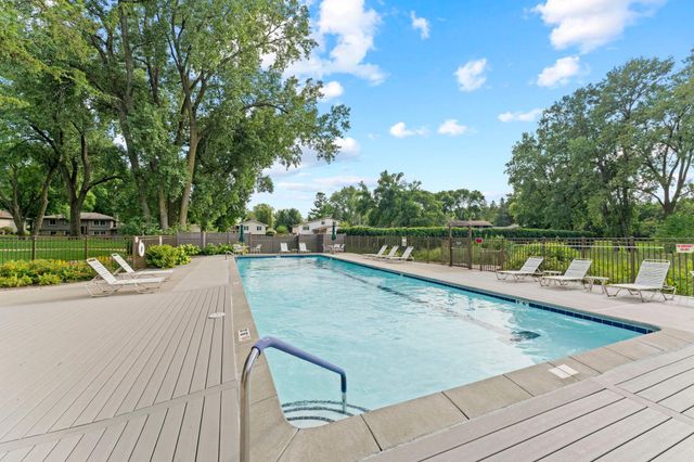 8549 Irwin Road 126, Bloomington, MN 55437