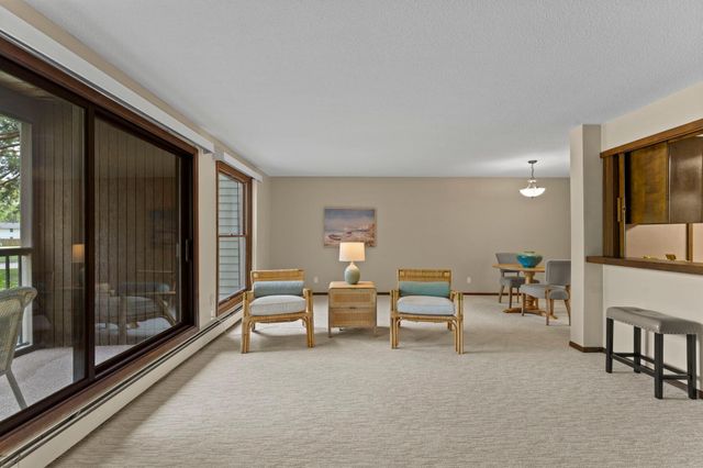 8549 Irwin Road 126, Bloomington, MN 55437