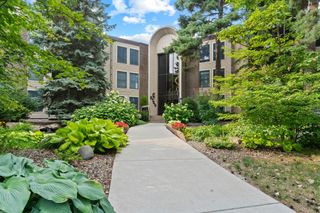 8549 Irwin Road 126, Bloomington, MN 55437