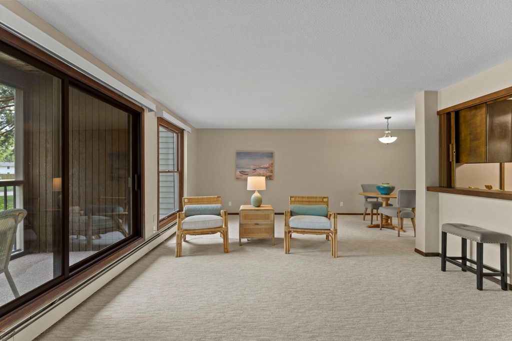 8549 Irwin Road 126, Bloomington, MN 55437 — photo 5