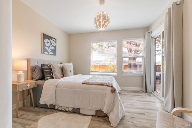 359 Orchid Dr, San Rafael, CA 94903