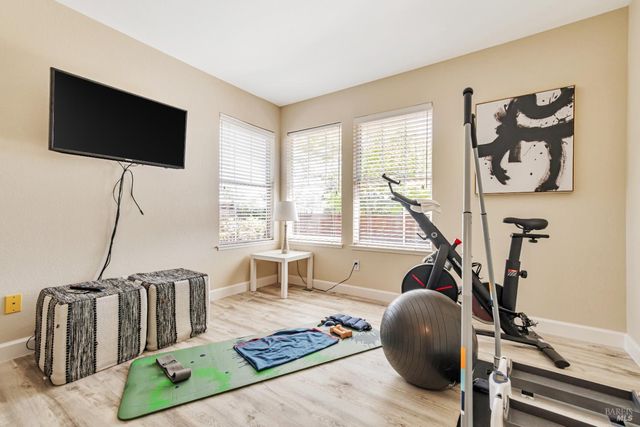 359 Orchid Dr, San Rafael, CA 94903