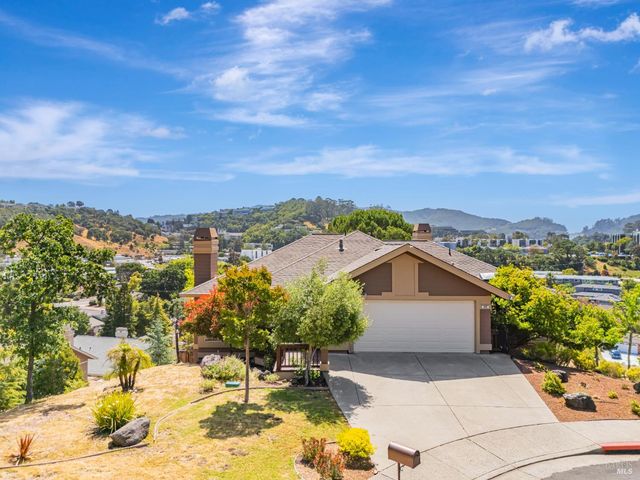 359 Orchid Dr, San Rafael, CA 94903