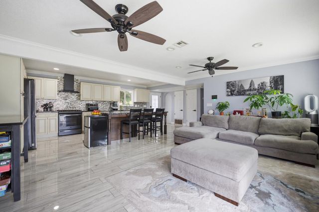 316 Don Carlos Ave, Stockton, CA 95210