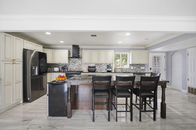 316 Don Carlos Ave, Stockton, CA 95210