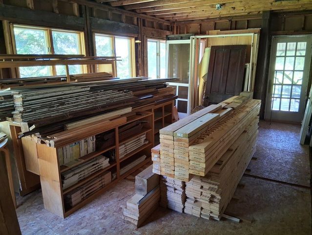 3154 W Defay Road, Stevensville, MI 49127