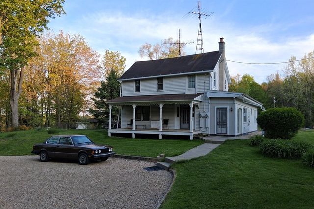 3154 W Defay Road, Stevensville, MI 49127