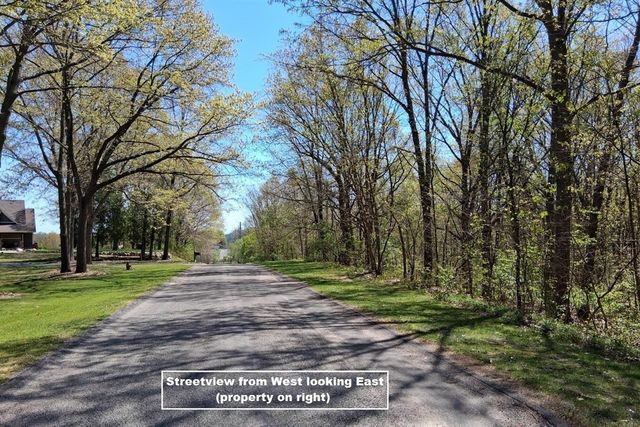 3154 W Defay Road, Stevensville, MI 49127