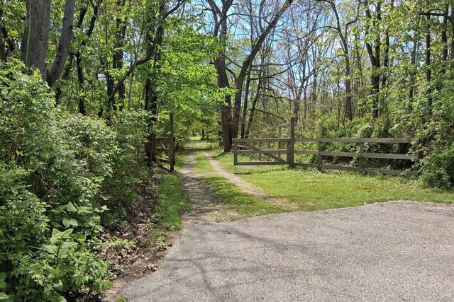3154 W Defay Road, Stevensville, MI 49127