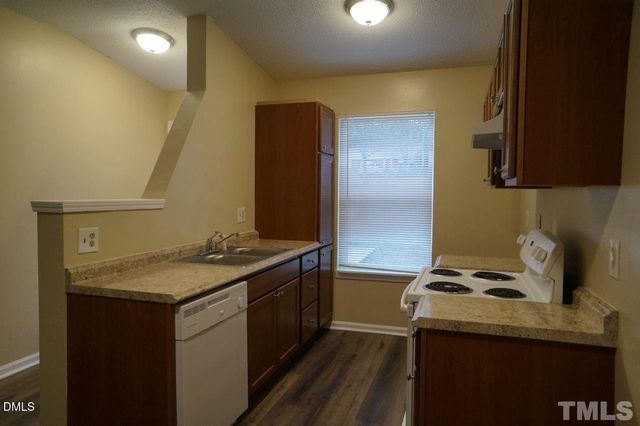 1904 Tischer Road C, Raleigh, NC 27603