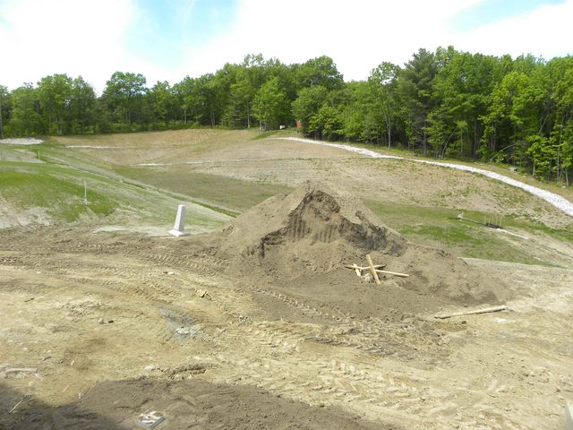 318 Karatzas Avenue Lot 4, Manchester, NH 03104
