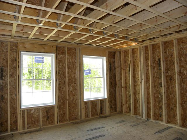 318 Karatzas Avenue Lot 4, Manchester, NH 03104