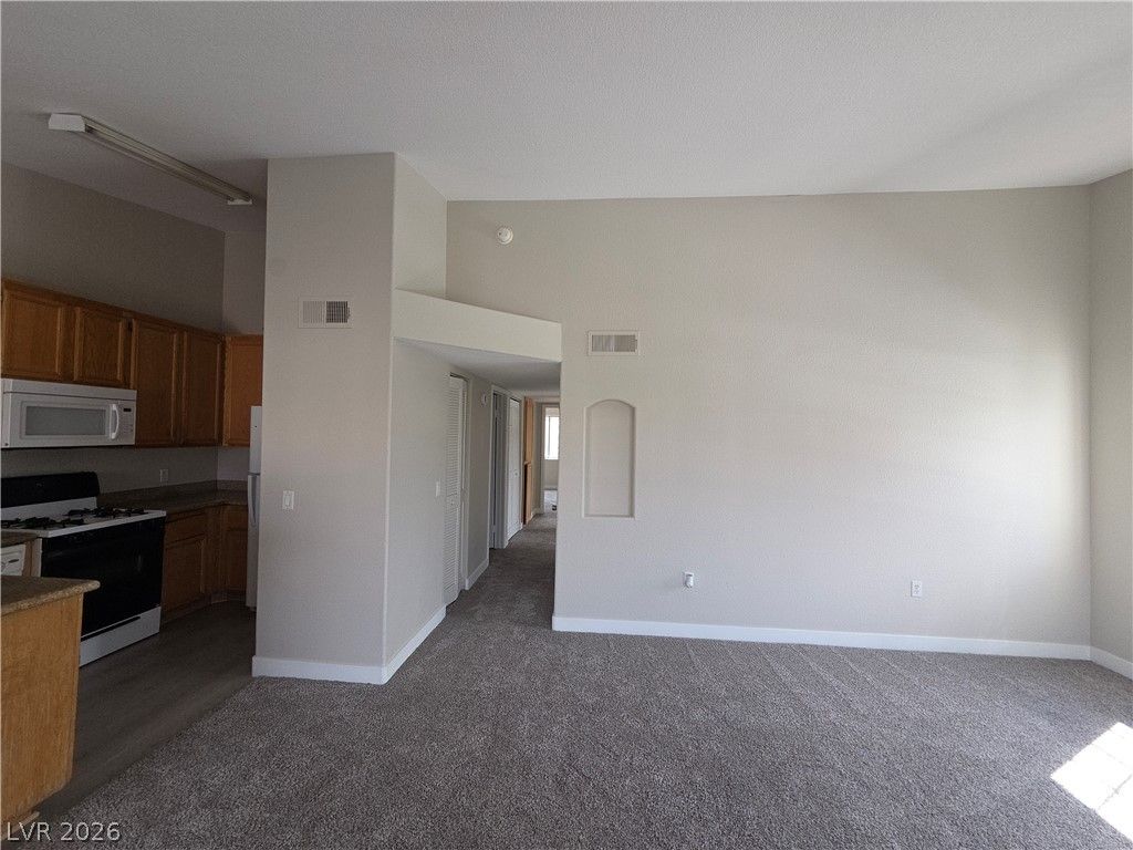 3318 North Decatur Boulevard 2041, Las Vegas, NV 89130 — photo 5