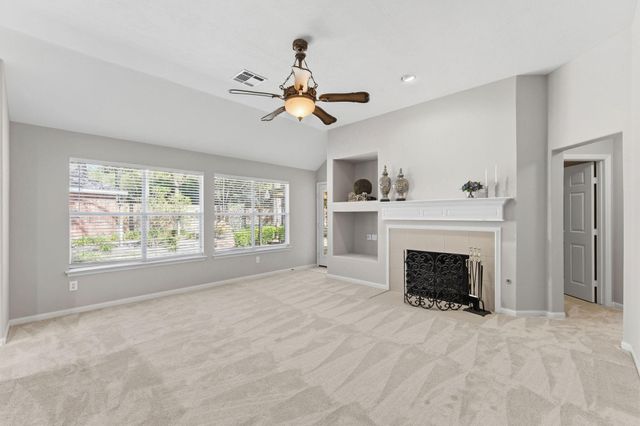 6 Orchard Dale Circle, The Woodlands, TX 77382