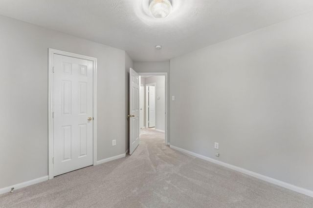 6 Orchard Dale Circle, The Woodlands, TX 77382