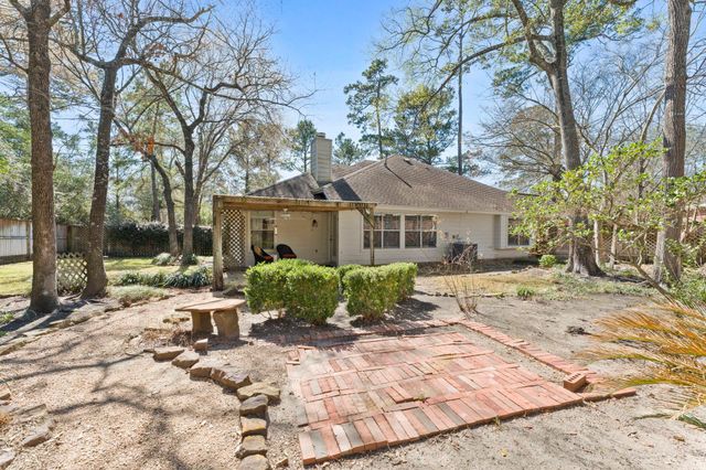 6 Orchard Dale Circle, The Woodlands, TX 77382