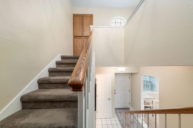 4112 Alex Ln, Carmichael, CA 95608