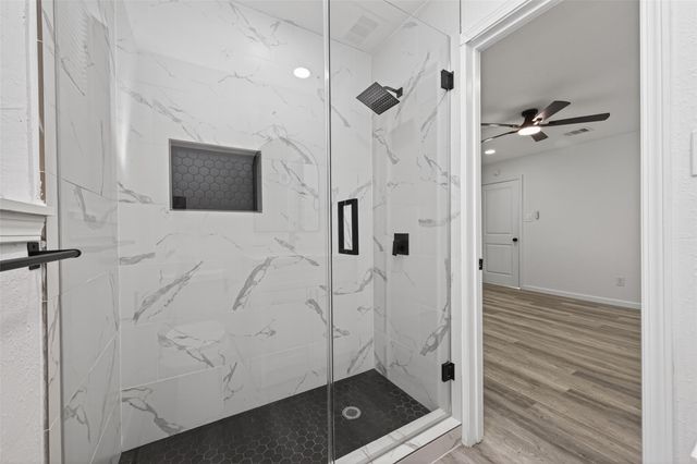 24034 E Lake Houston Parkway, Houston, TX 77336