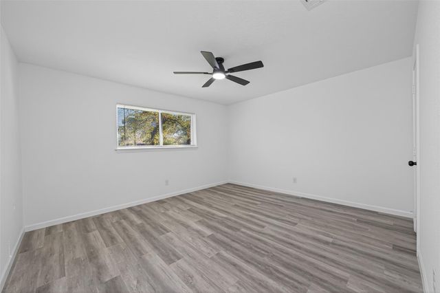 24034 E Lake Houston Parkway, Houston, TX 77336