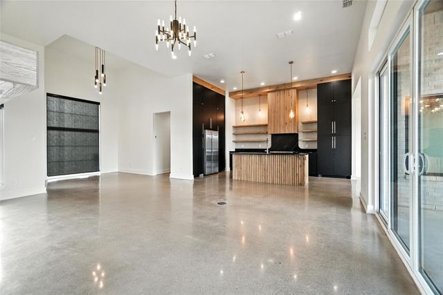 8326 Cimarron Trail, Abilene, TX 79606