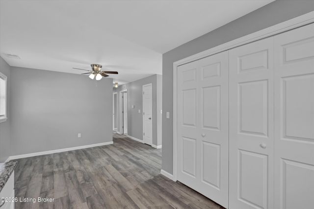 5305 Pyrus Ln, Louisville, KY 40258