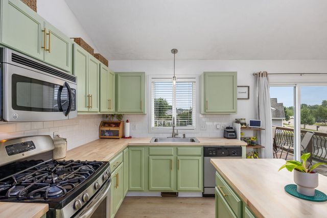 514 Clear Wood Drive Se, City Of Kentwood, MI 49548