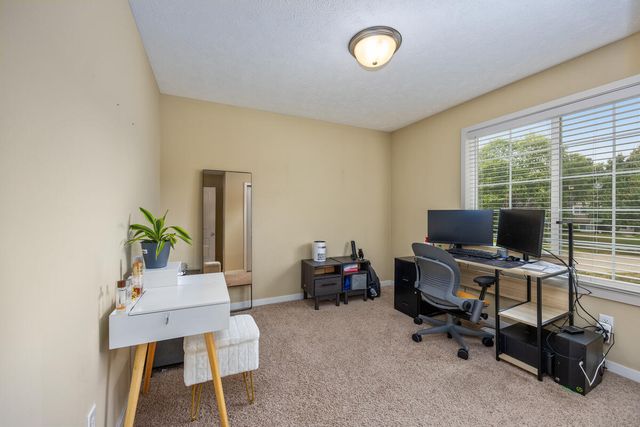 514 Clear Wood Drive Se, City Of Kentwood, MI 49548
