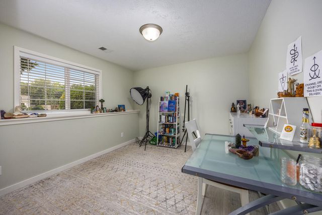 514 Clear Wood Drive Se, City Of Kentwood, MI 49548