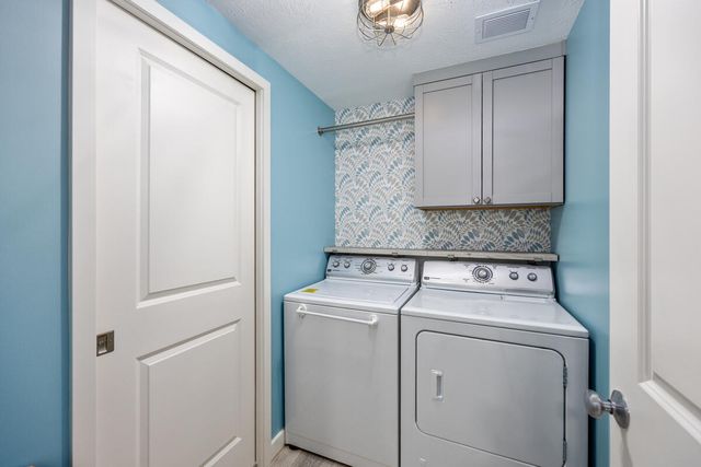 514 Clear Wood Drive Se, City Of Kentwood, MI 49548