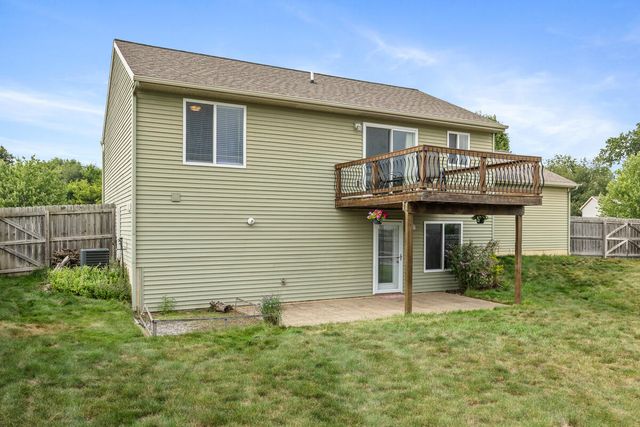 514 Clear Wood Drive Se, City Of Kentwood, MI 49548