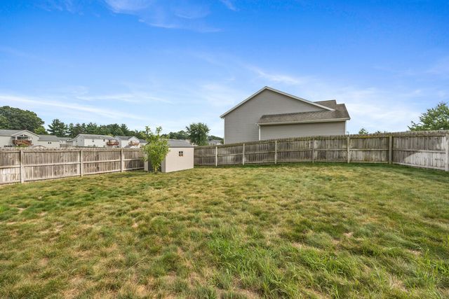 514 Clear Wood Drive Se, City Of Kentwood, MI 49548
