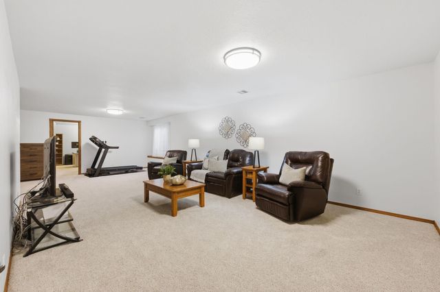 10506 W Taft, Wichita, KS 67209