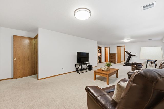 10506 W Taft, Wichita, KS 67209