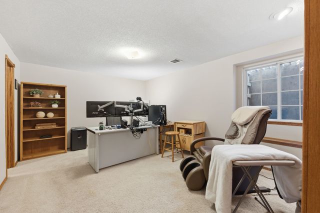 10506 W Taft, Wichita, KS 67209