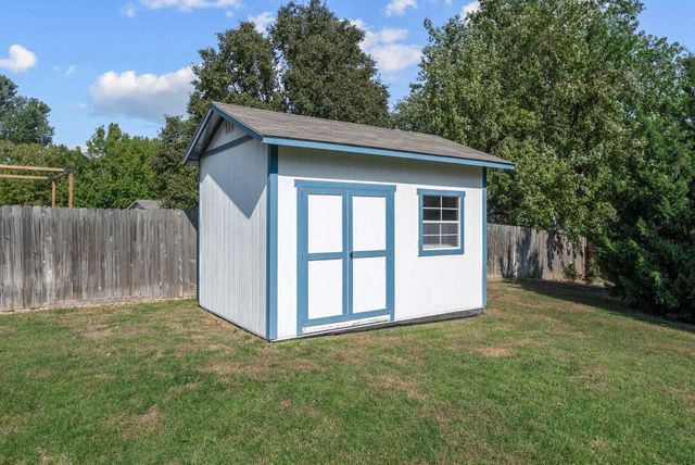 10506 W Taft, Wichita, KS 67209