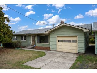 34970 SYKES Rd, St Helens, OR 97051