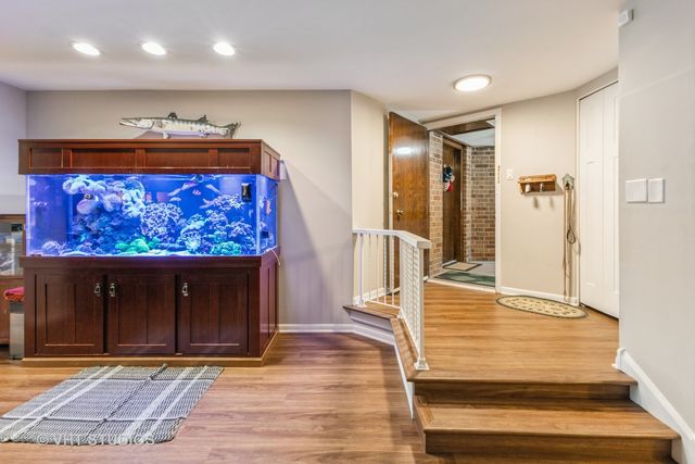 7930 W Lakeview Court 2A, Palos Heights, IL 60463