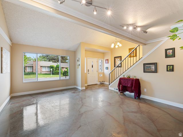 450 W CHOKECHERRY CIR, Orem, UT 84058