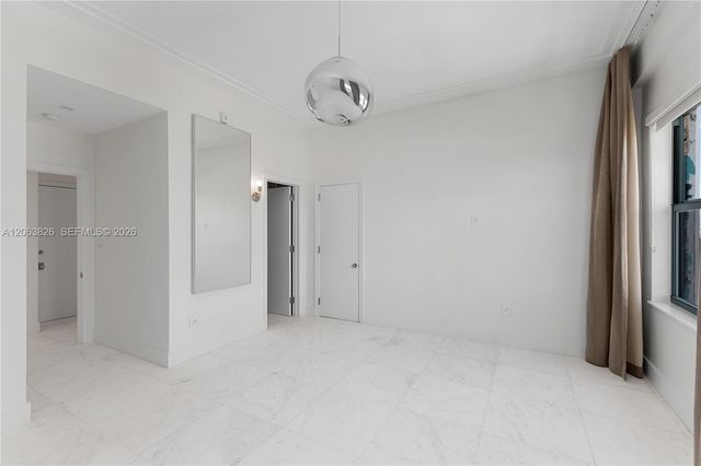 2421 Lake Pancoast Drive 7A, Miami Beach, FL 33140