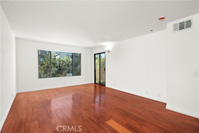 2343 E 17th 202, Long Beach, CA 90804