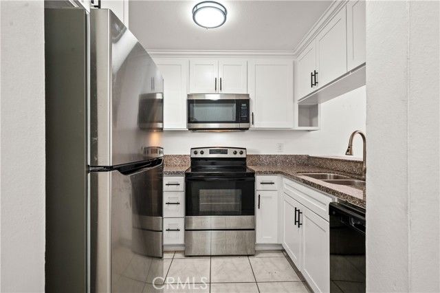 2343 E 17th 202, Long Beach, CA 90804