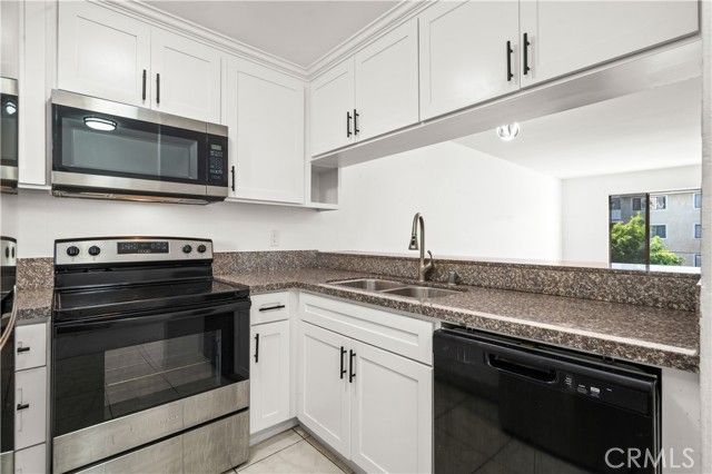 2343 E 17th 202, Long Beach, CA 90804