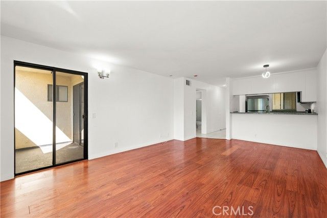 2343 E 17th 202, Long Beach, CA 90804