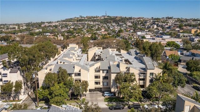 2343 E 17th 202, Long Beach, CA 90804