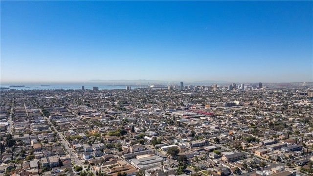 2343 E 17th 202, Long Beach, CA 90804